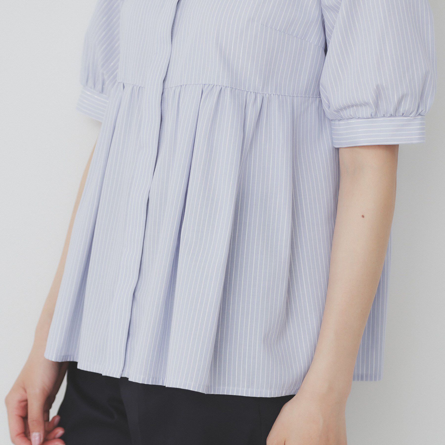 index「《5色展開》フリルバンドカラーペプラムブラウス【洗濯機洗い可/イージーアイロン/防シワ】」|シャツ・ブラウス|