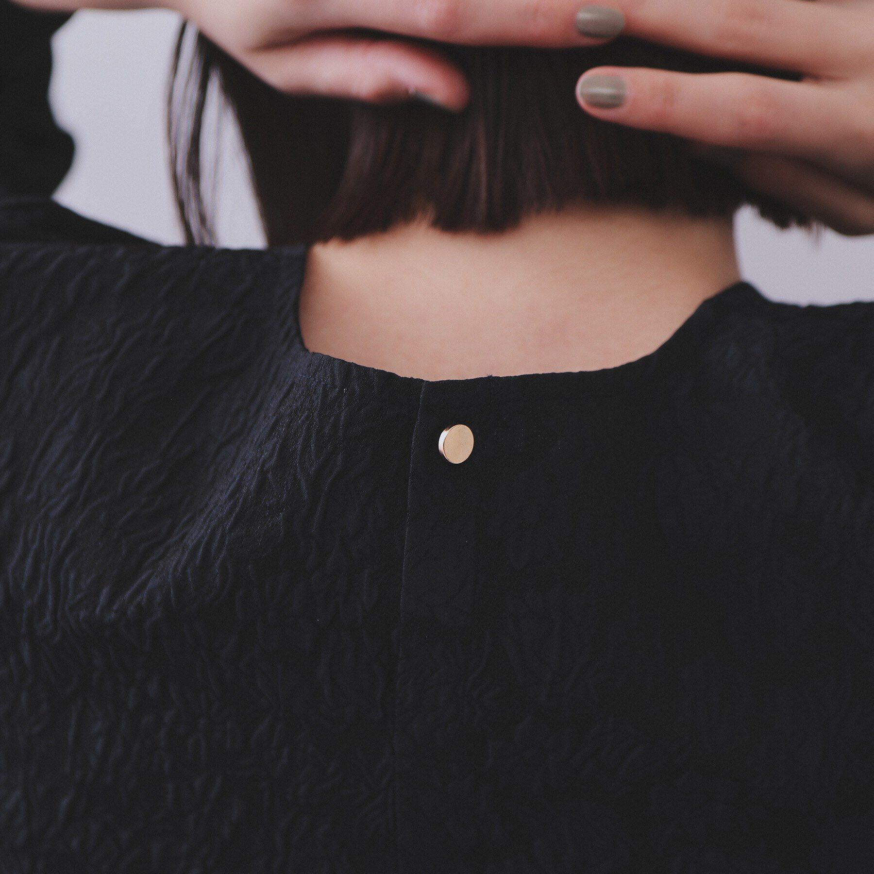 OPAQUE.CLIP「《通勤・セレモニー対応》ジャカードペプラムブラウス【洗濯機洗い可】」|シャツ・ブラウス|