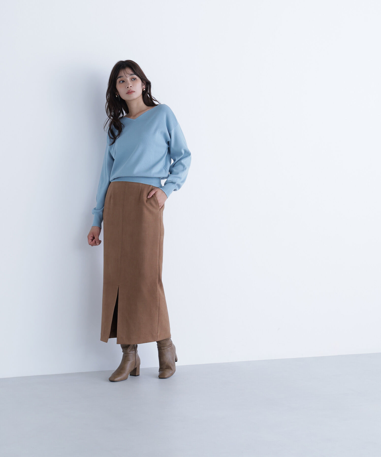  「総針ベーシックシリーズ ニュアンスVネックニット」|ニット・セーター|