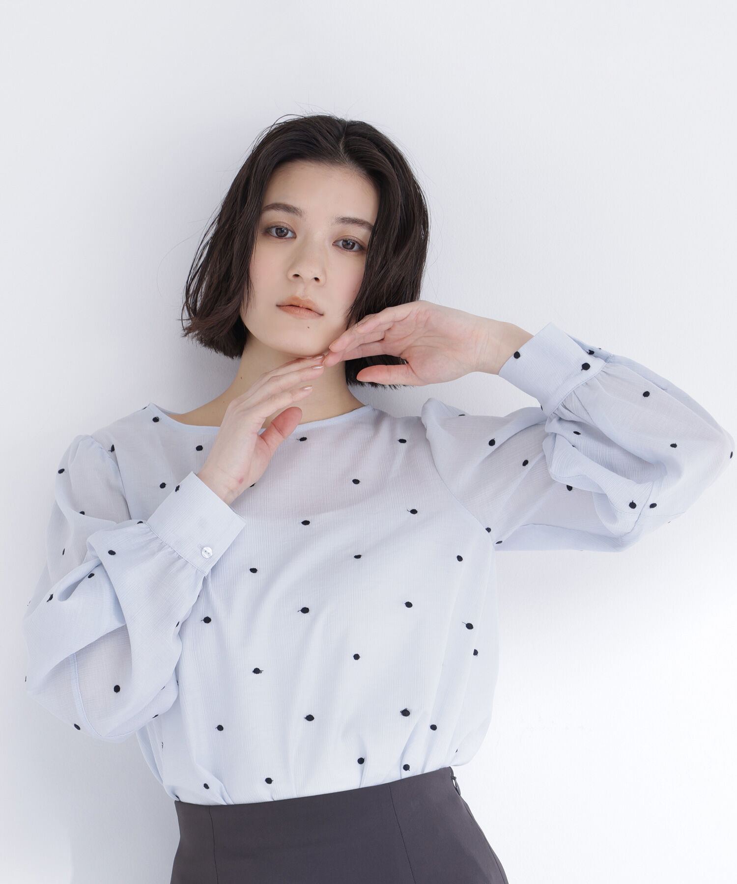  「ドット刺繍ブラウス」|シャツ・ブラウス|ブルーベース