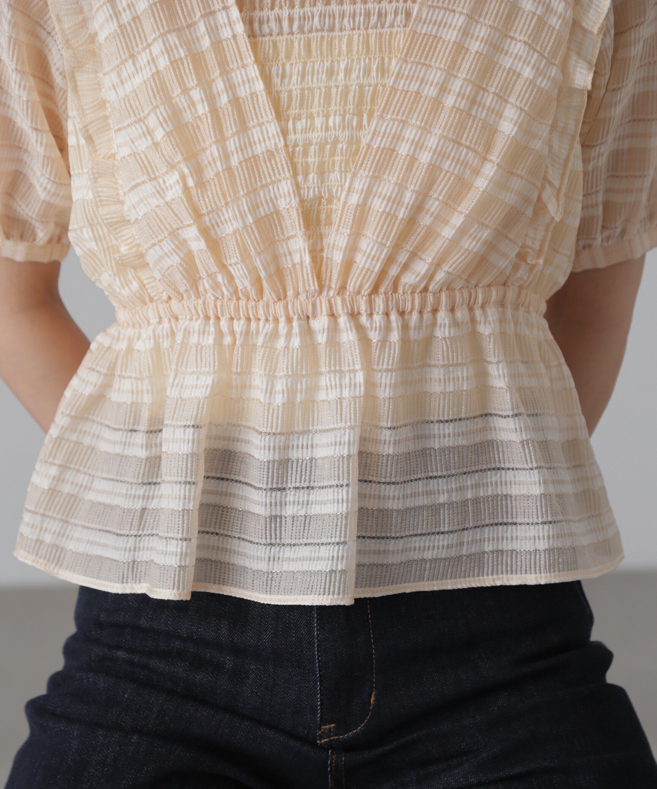  「肩フリルシャーリングペプラムブラウス」|シャツ・ブラウス|