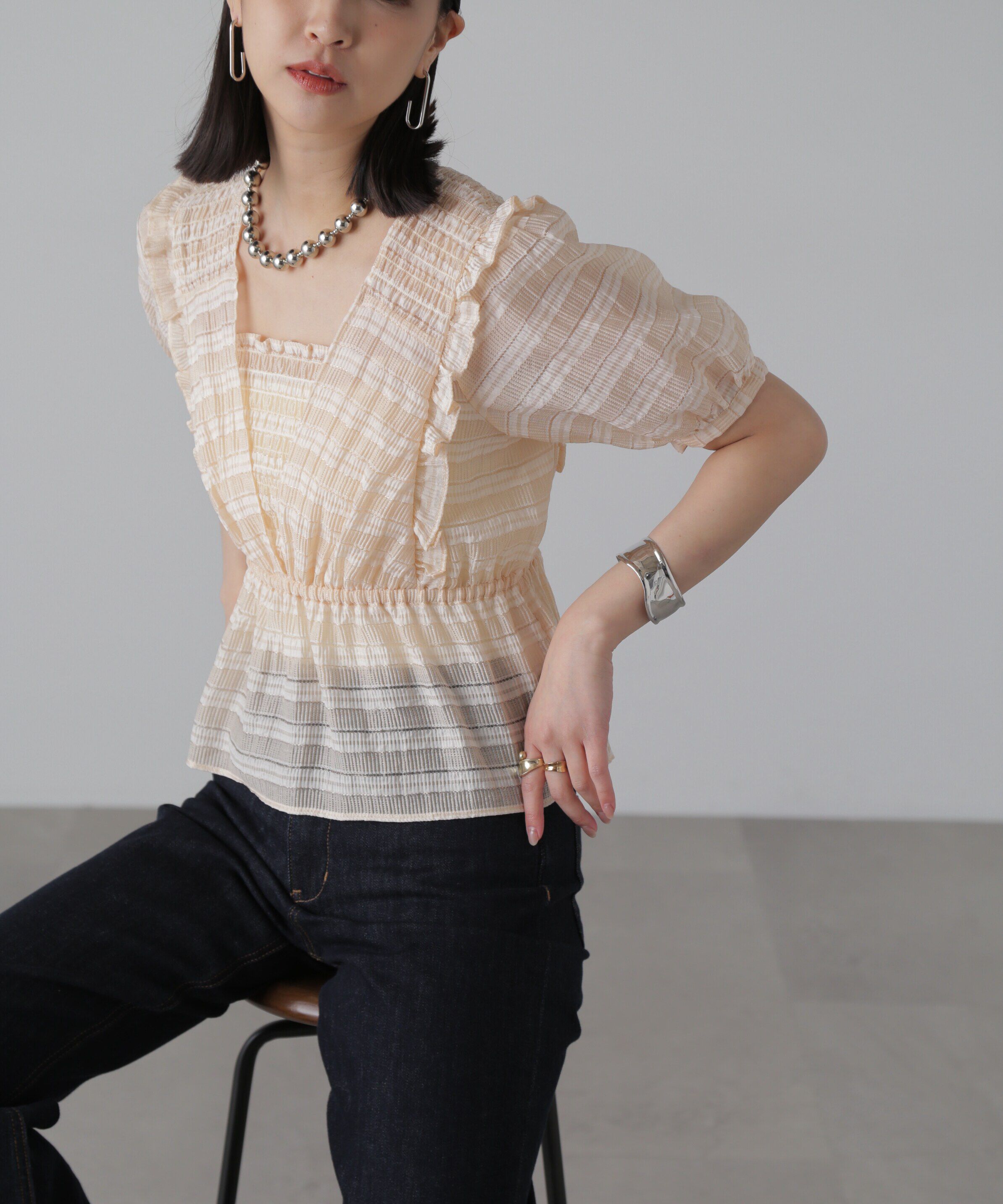  「肩フリルシャーリングペプラムブラウス」|シャツ・ブラウス|