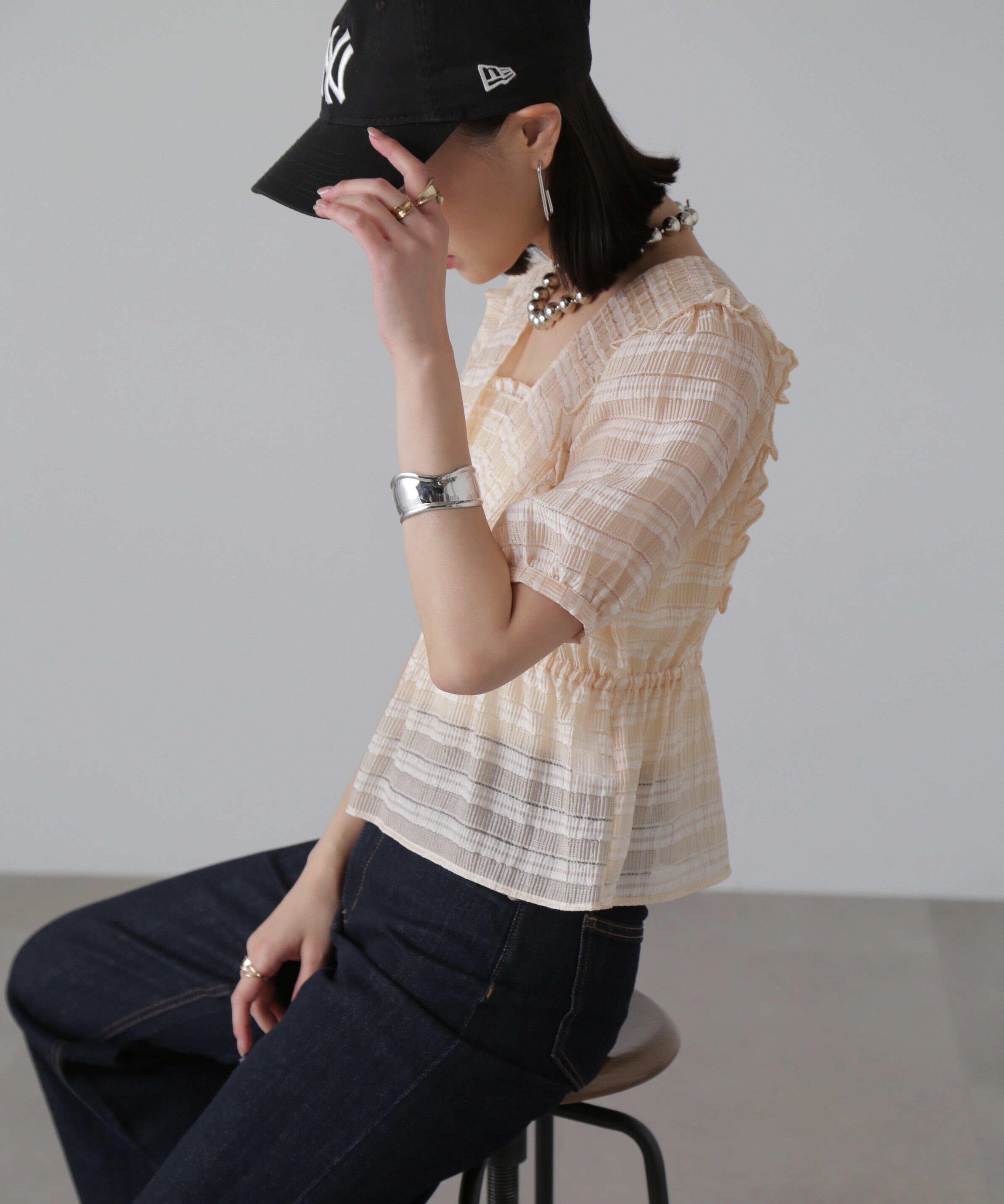  「肩フリルシャーリングペプラムブラウス」|シャツ・ブラウス|