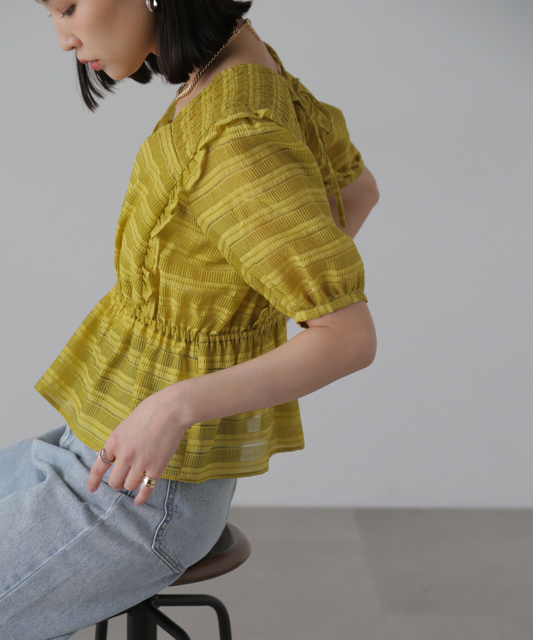  「肩フリルシャーリングペプラムブラウス」|シャツ・ブラウス|