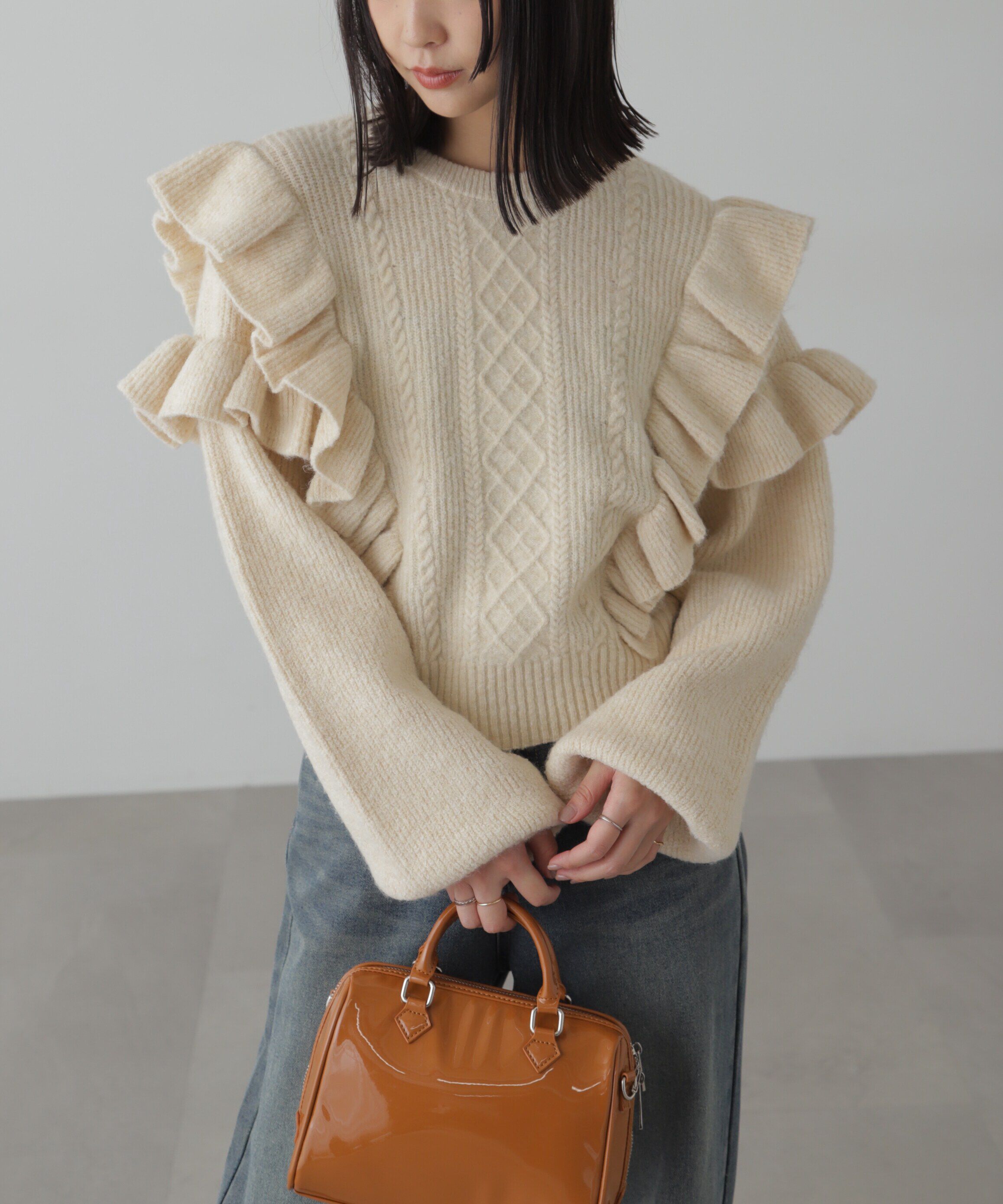  「肩フリルケーブルニット」|ニット・セーター|