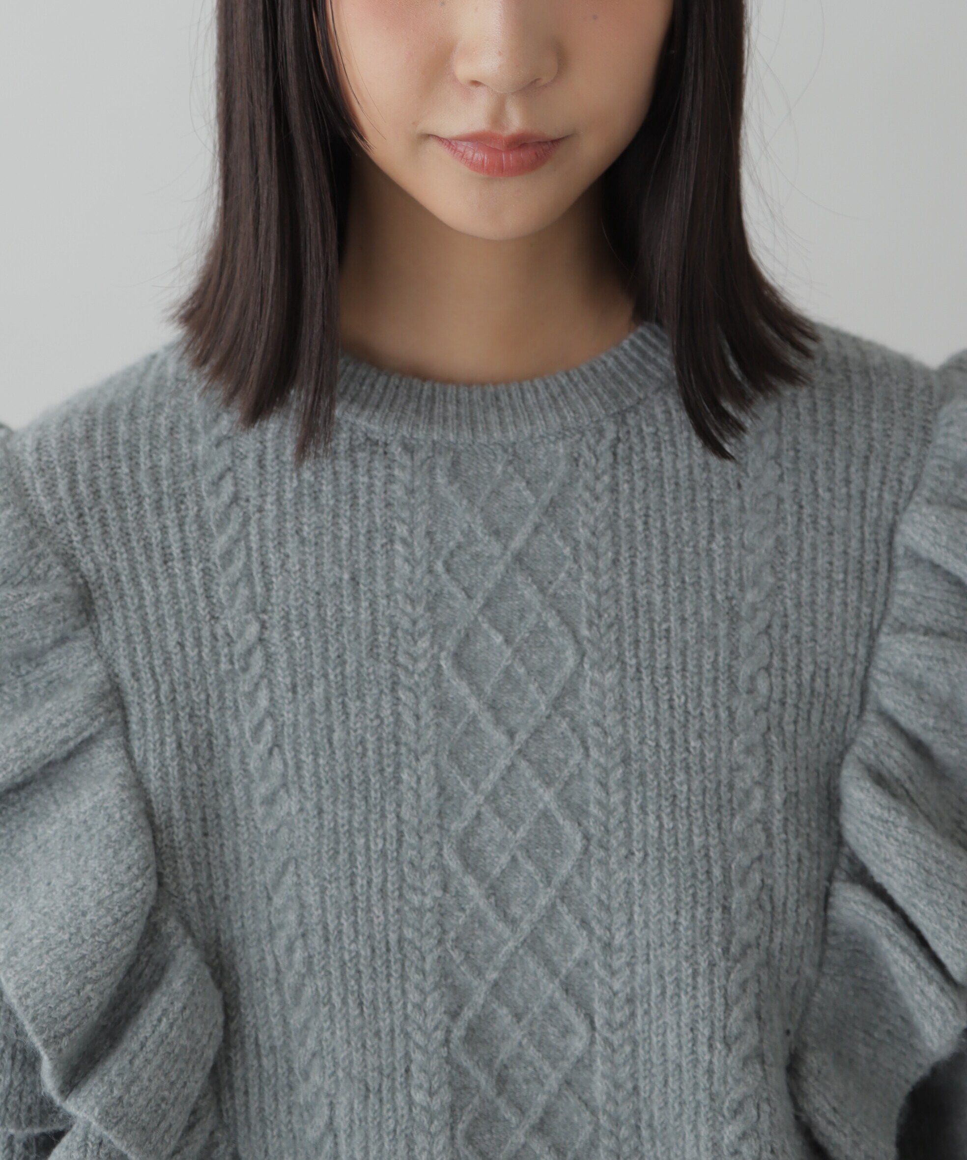  「肩フリルケーブルニット」|ニット・セーター|