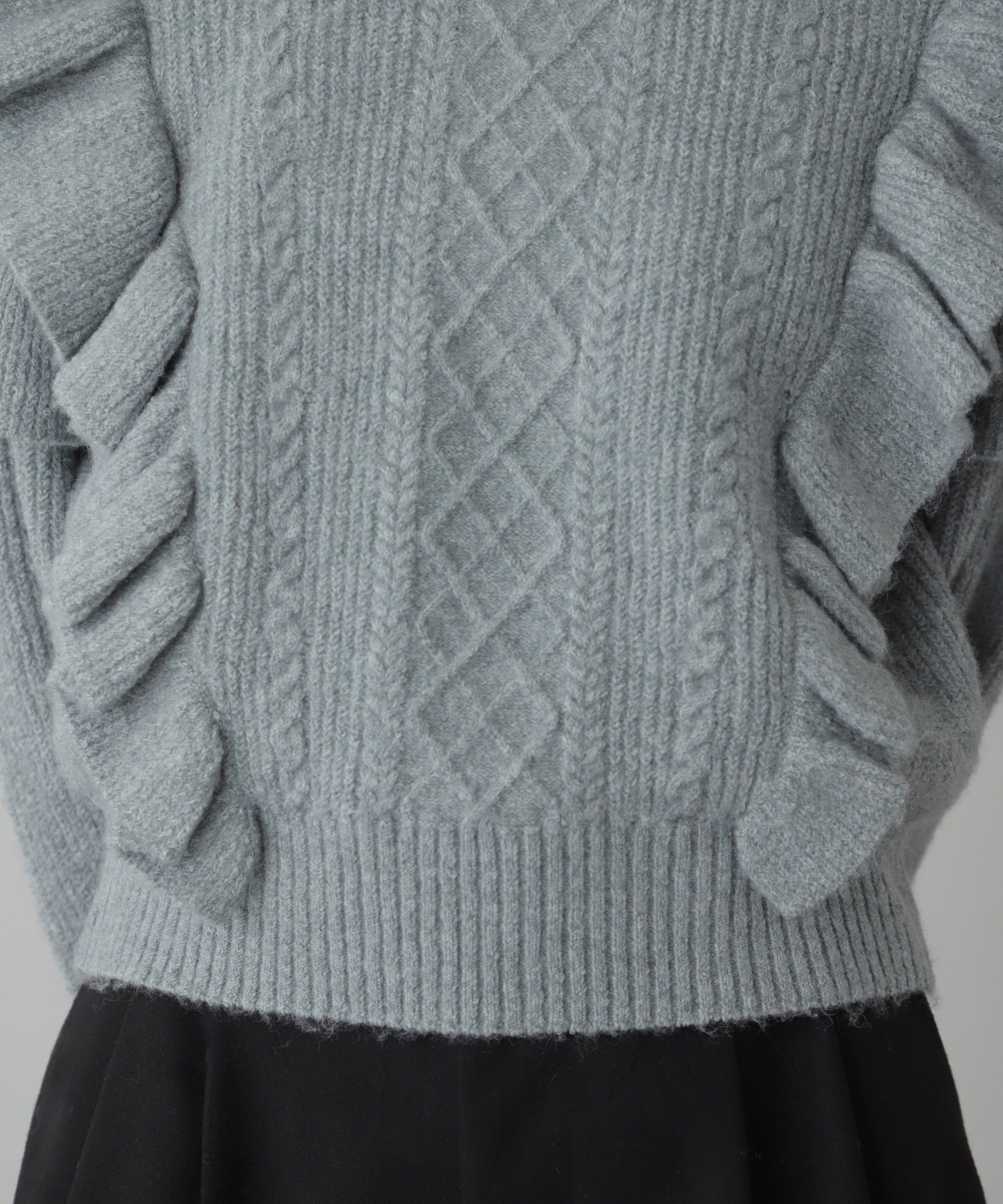  「肩フリルケーブルニット」|ニット・セーター|