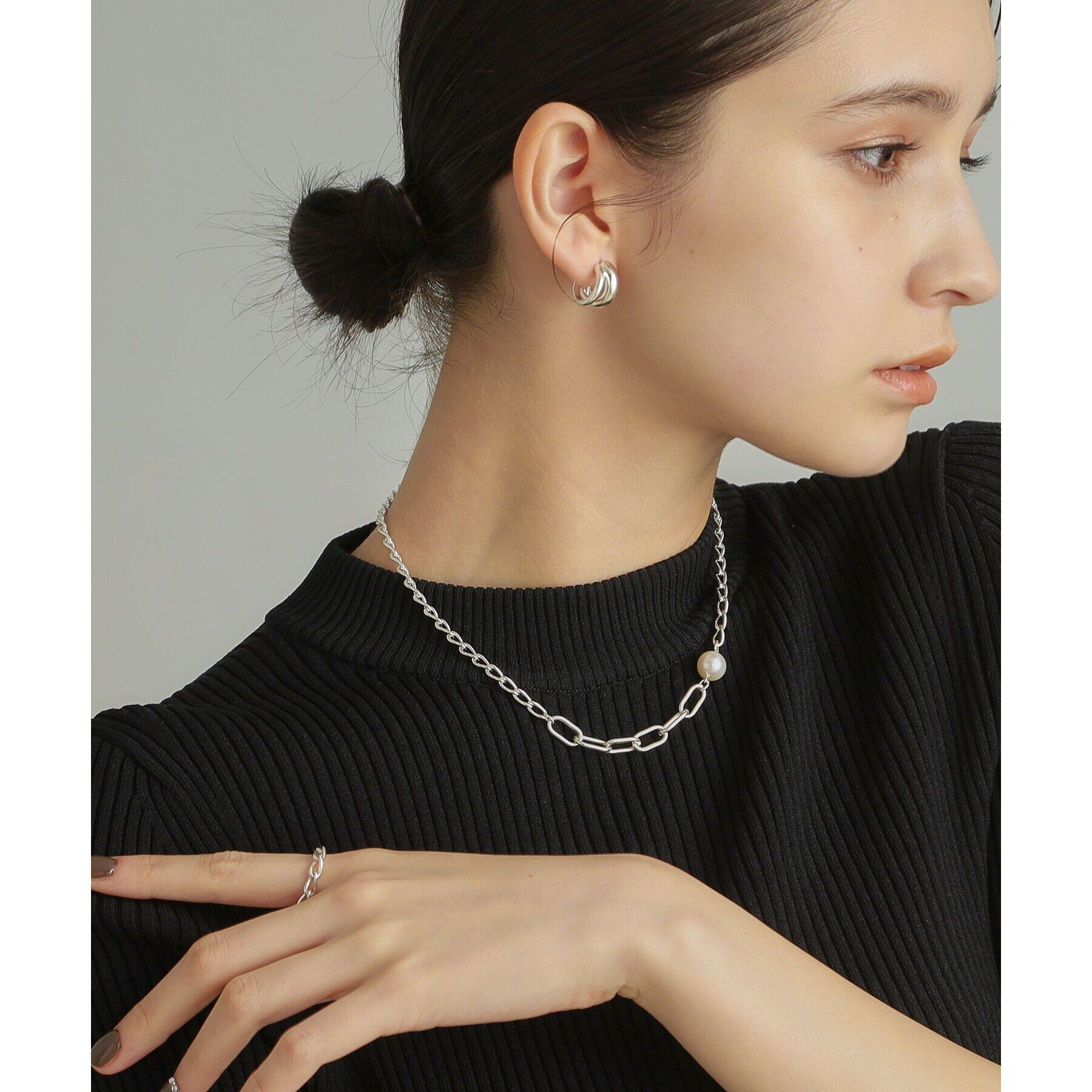 COCOSHNIK ONKITSCH「シルバー スモールフープ ダブルプランプピアス」|ピアス|