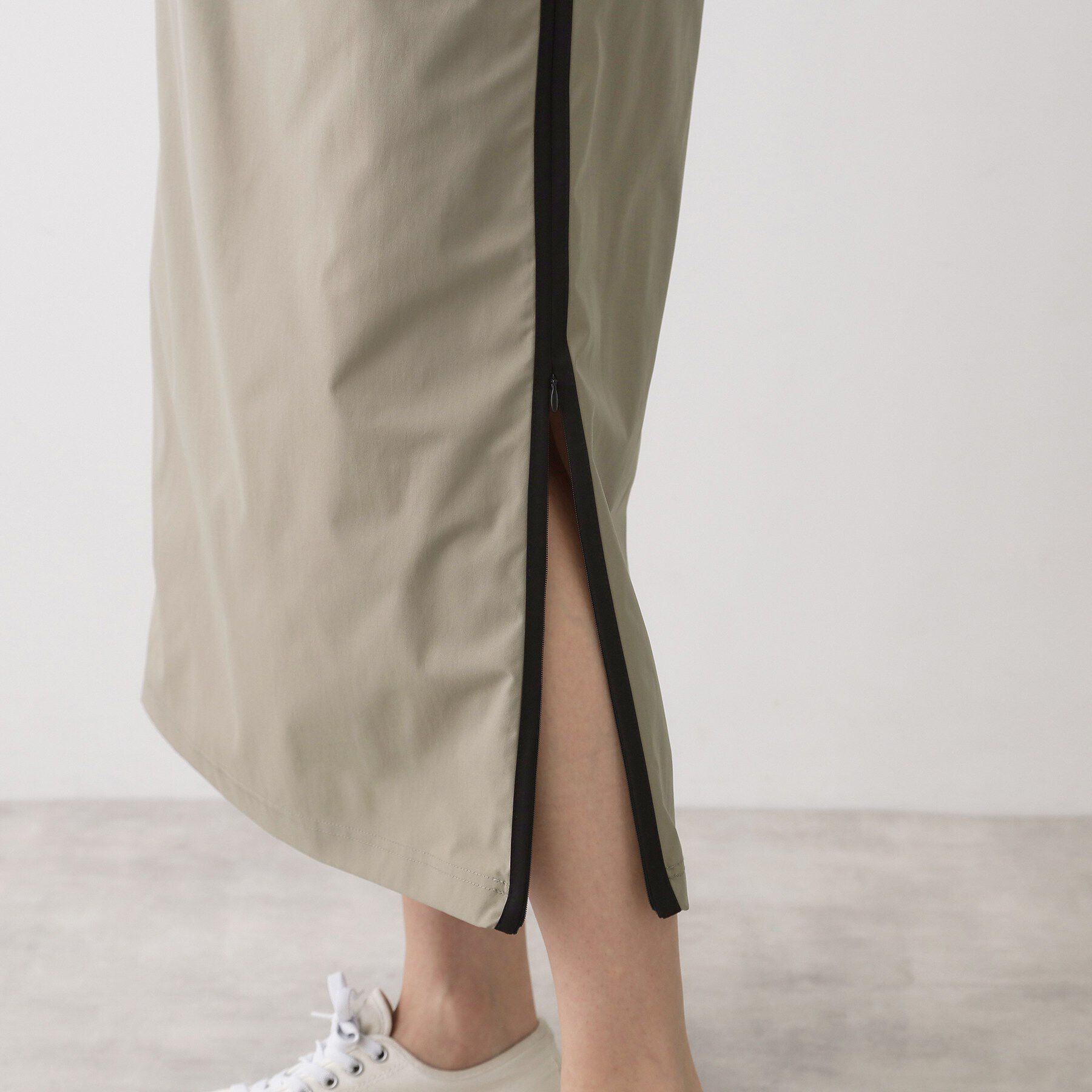 Dessin「【撥水/ウエストゴム】ストレッチIラインスカート」|スカート|