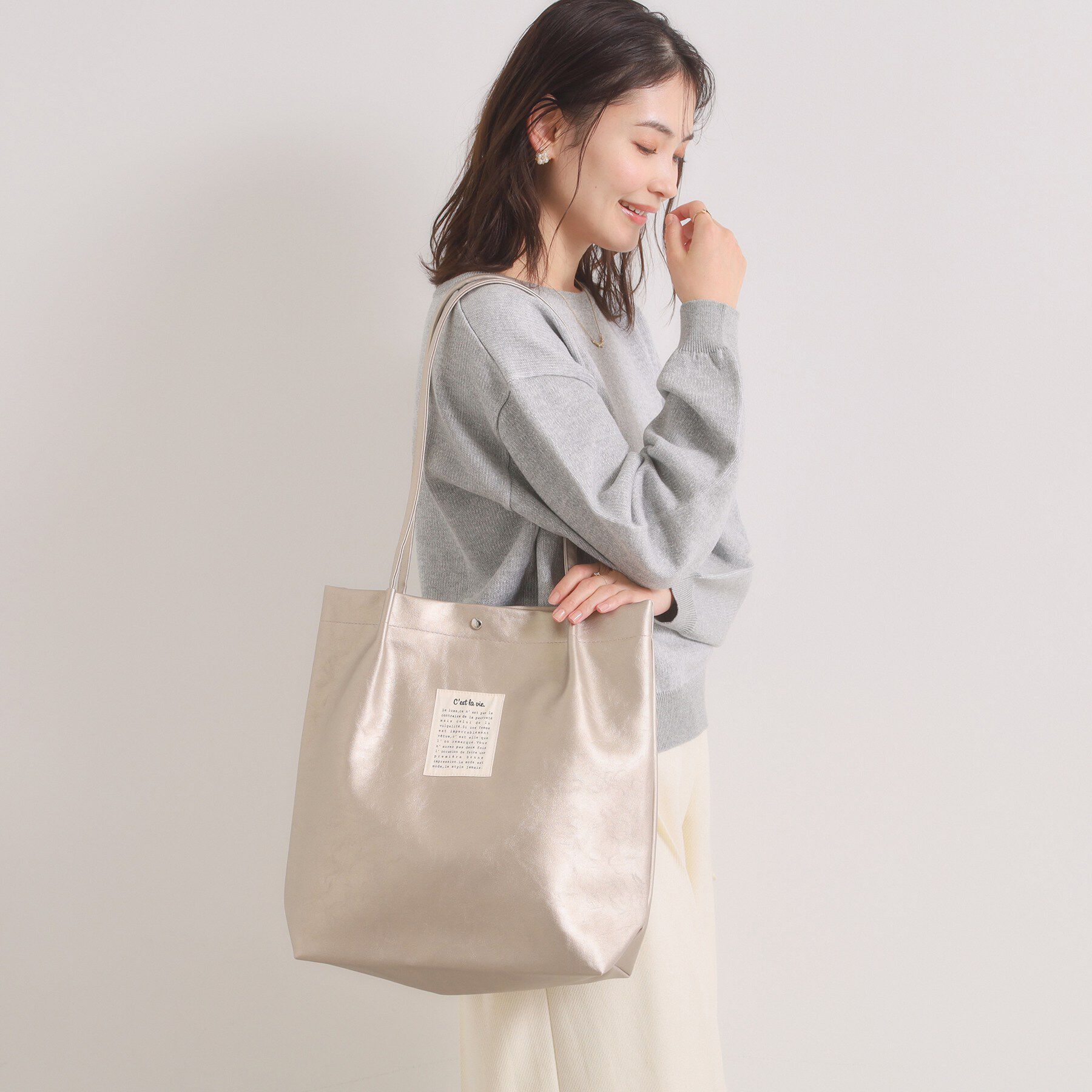 ITS&rsquo;DEMO「【A4対応】合皮ハンドルタックトート」|トートバッグ|