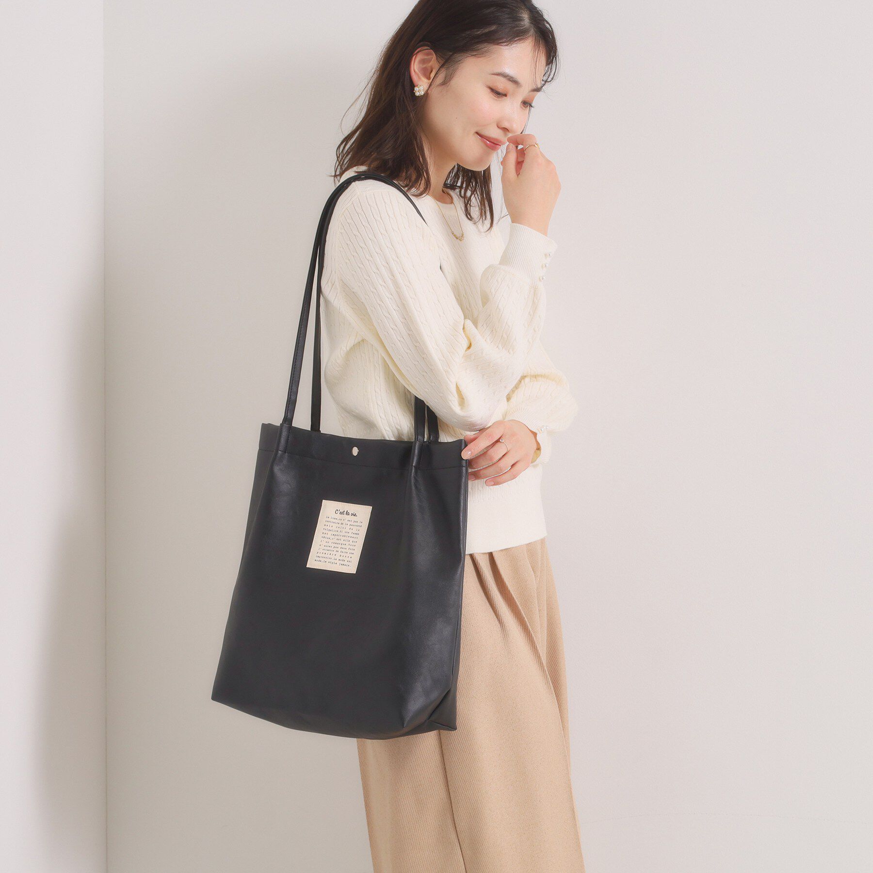 ITS&rsquo;DEMO「【A4対応】合皮ハンドルタックトート」|トートバッグ|