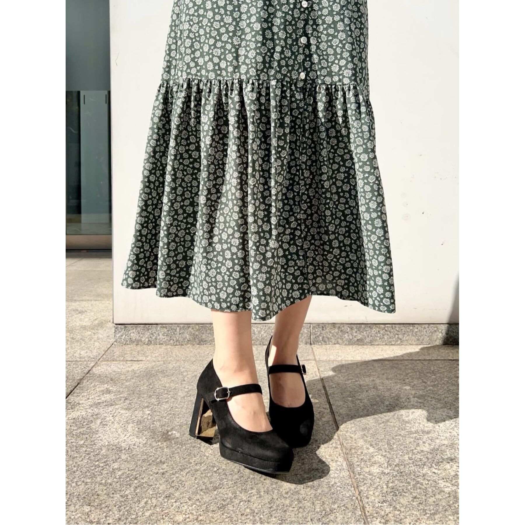 ESPERANZA「メッキプレートヒールストラップパンプス」|パンプス|