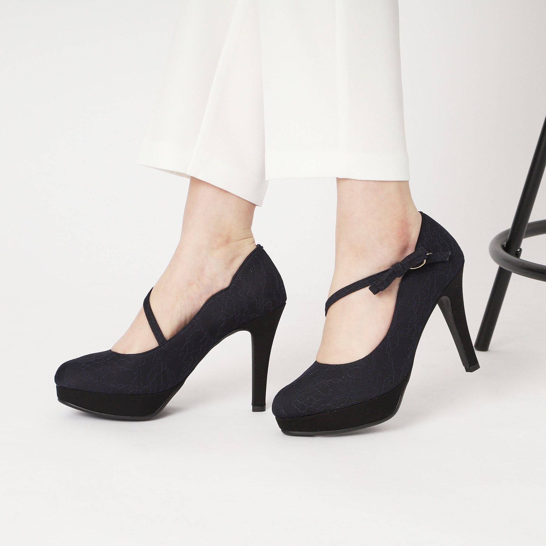 ESPERANZA「斜めストラップ厚底リボンパンプス 結婚式二次会 パーティー 24SS」|パンプス|