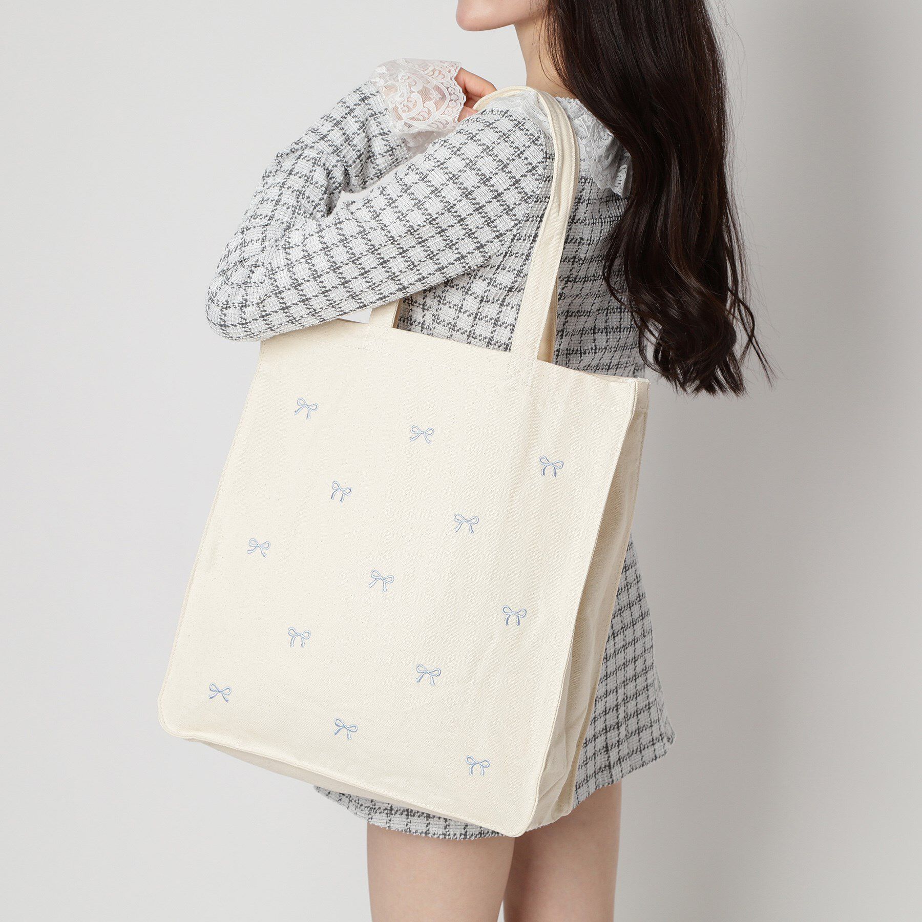 Ober Tashe「【新生活・新学期】リボン刺繍キャンバストートバッグ」|トートバッグ|