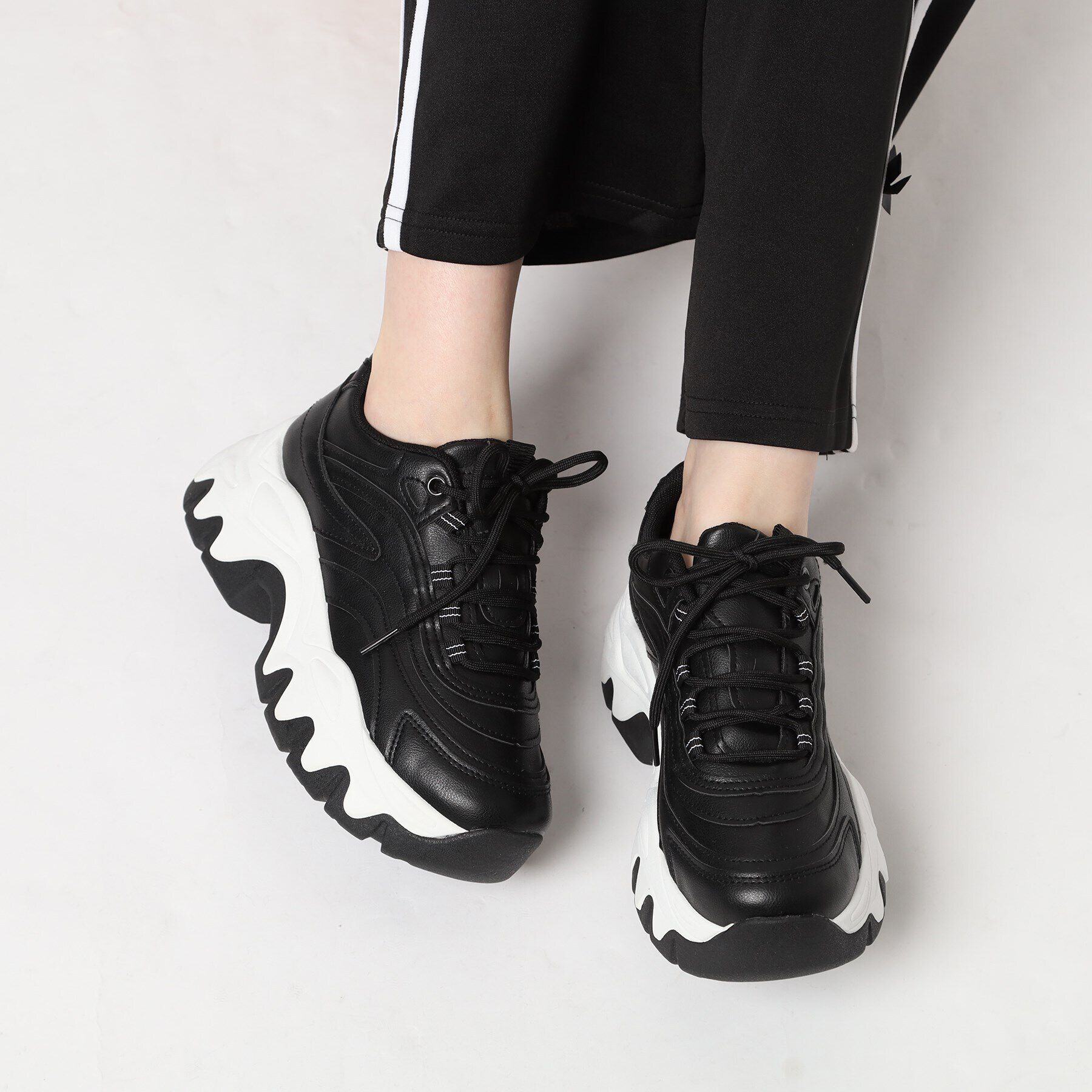 csT&P「厚底凹凸ソールスニーカー」|スニーカー|