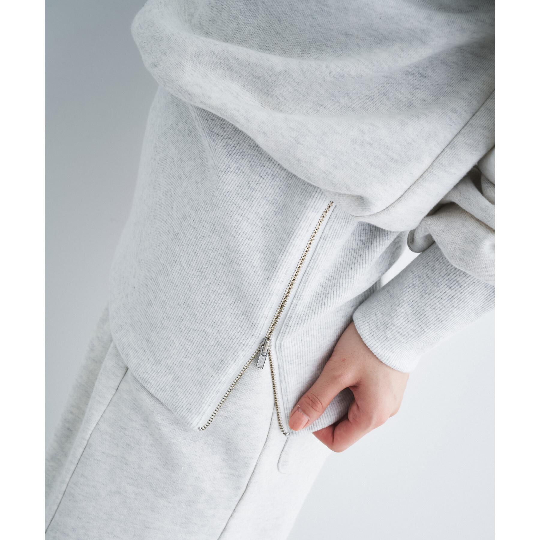 CODE A「【Re】off－shoulder sweat」|パーカー|