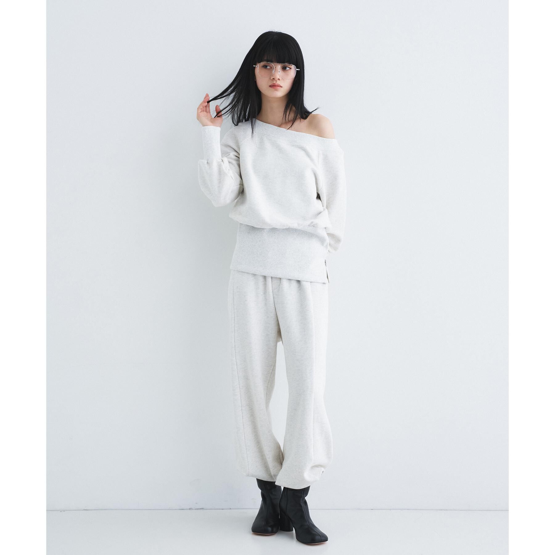 CODE A「【Re】off－shoulder sweat」|パーカー|