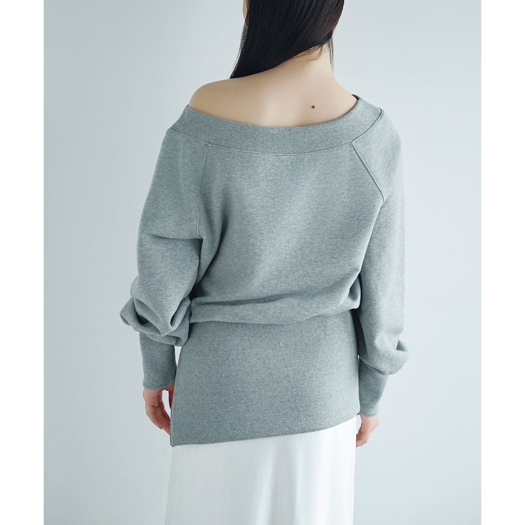 CODE A「【Re】off－shoulder sweat」|パーカー|