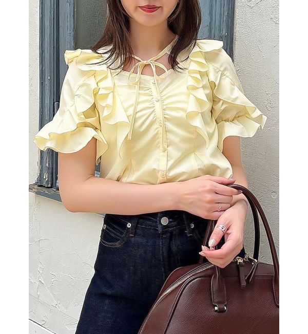 dazzlin「デコルテオープンペプラムブラウス」|シャツ・ブラウス|イエロー