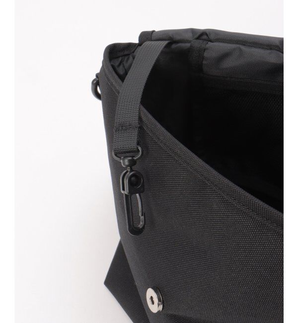 ikka「UNIVERSAL OVERALL ユニバーサルオーバーオール 撥水フラップジップショルダーバッグ」|その他|