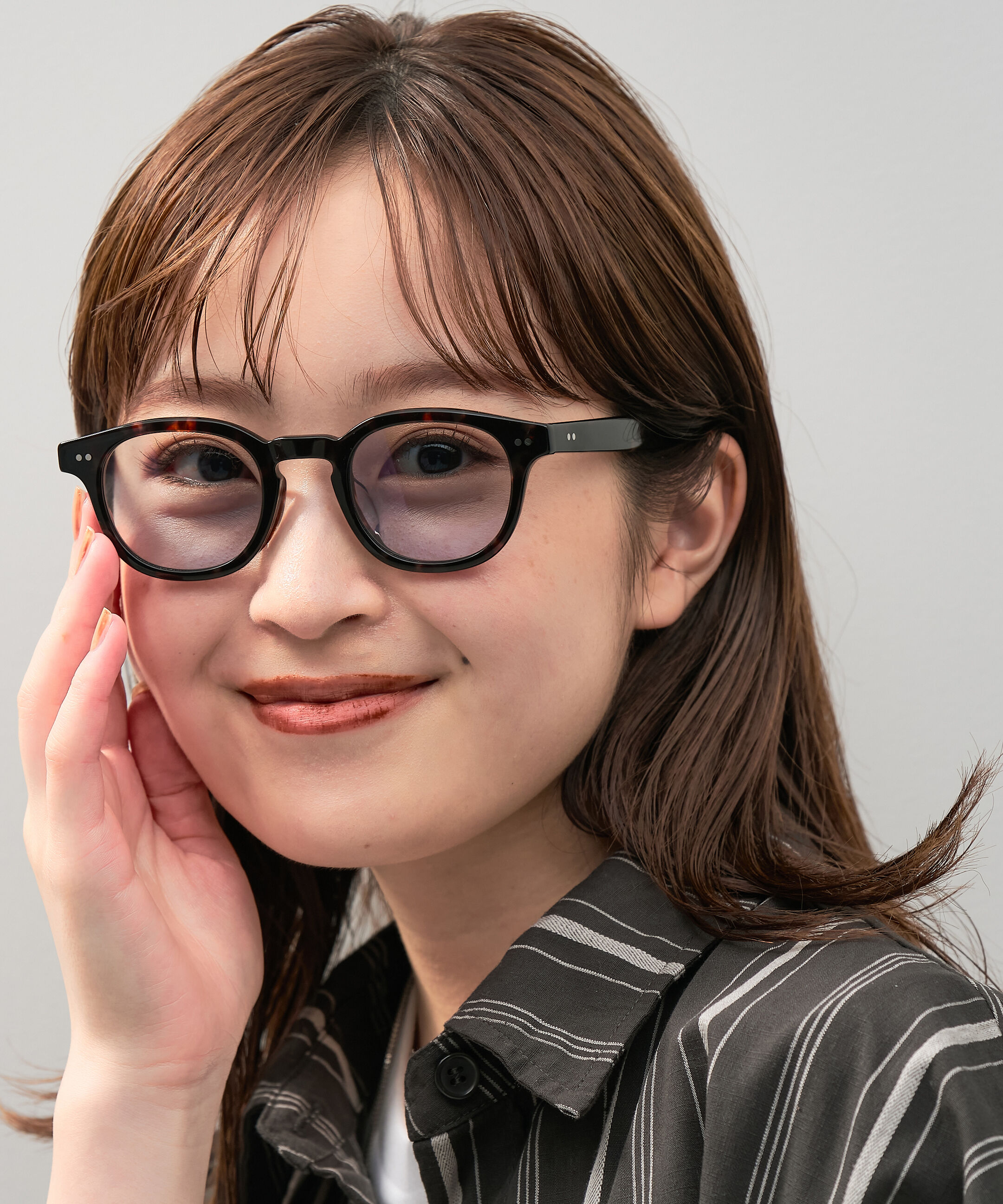  「【WEB限定】ウェリントン型 サングラス  ※一部レンズの色が変わる調光サングラス 紫外線対策」|サングラス|