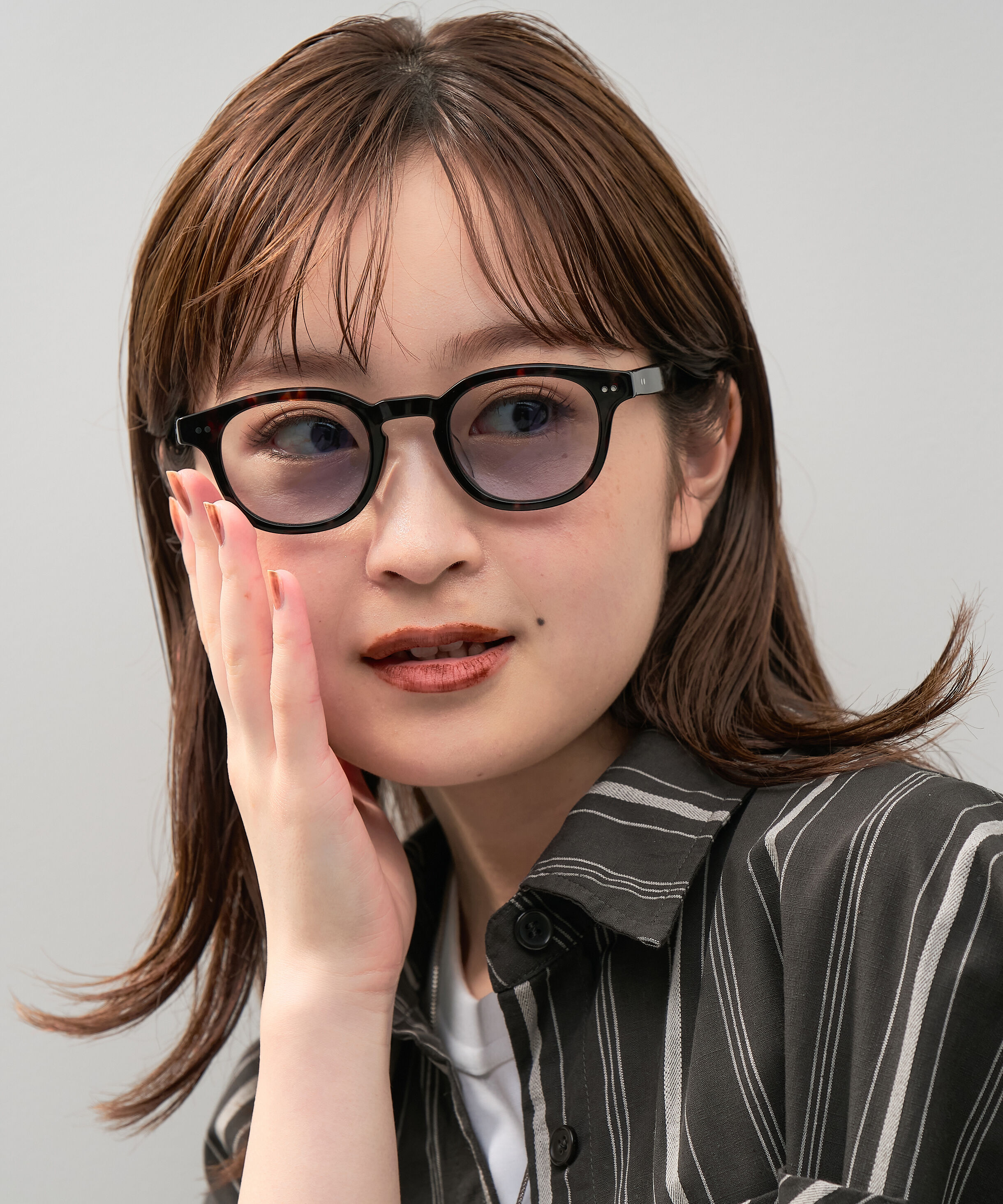  「【WEB限定】ウェリントン型 サングラス  ※一部レンズの色が変わる調光サングラス 紫外線対策」|サングラス|