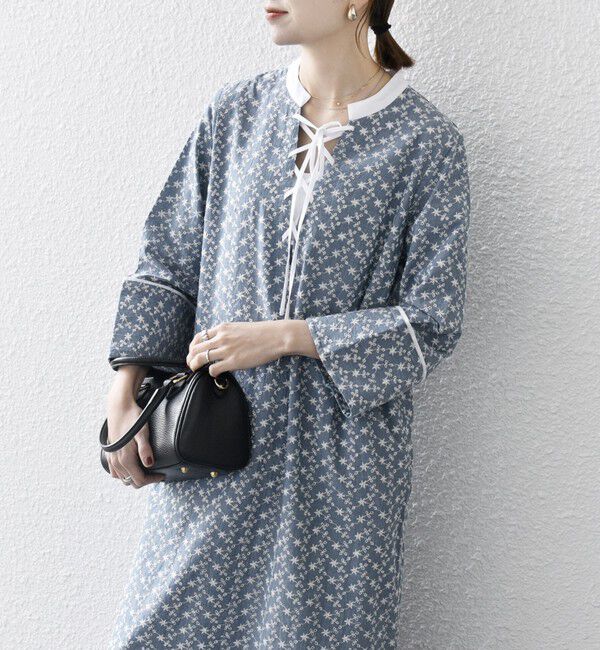 SHIPS any「SHIPS any:〈洗濯機可能〉エンブロイダリー シャンブレー レースアップ ワンピース」|ワンピース|