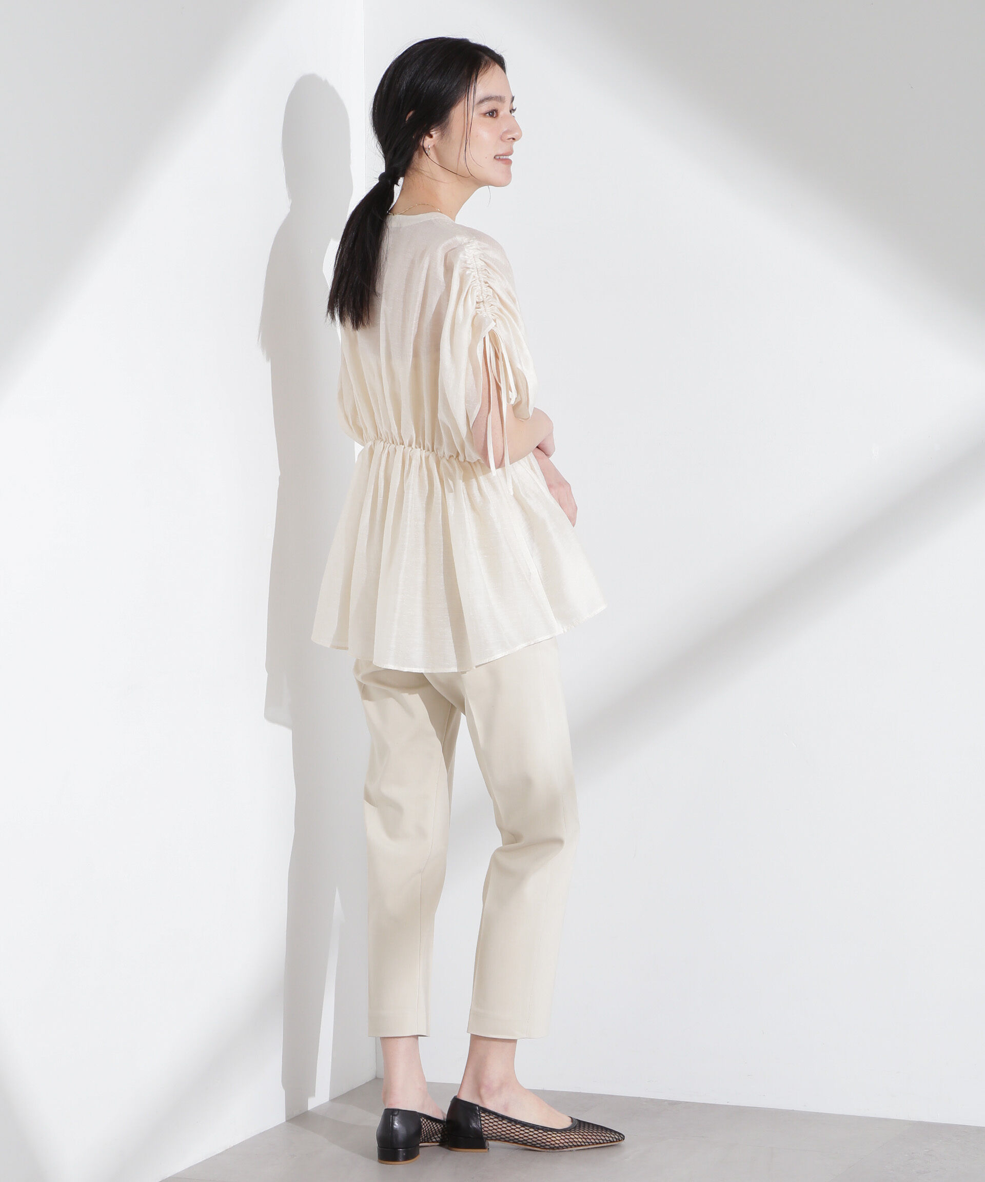 nano･universe「リネン混シアーギャザージップブラウス」|シャツ・ブラウス|