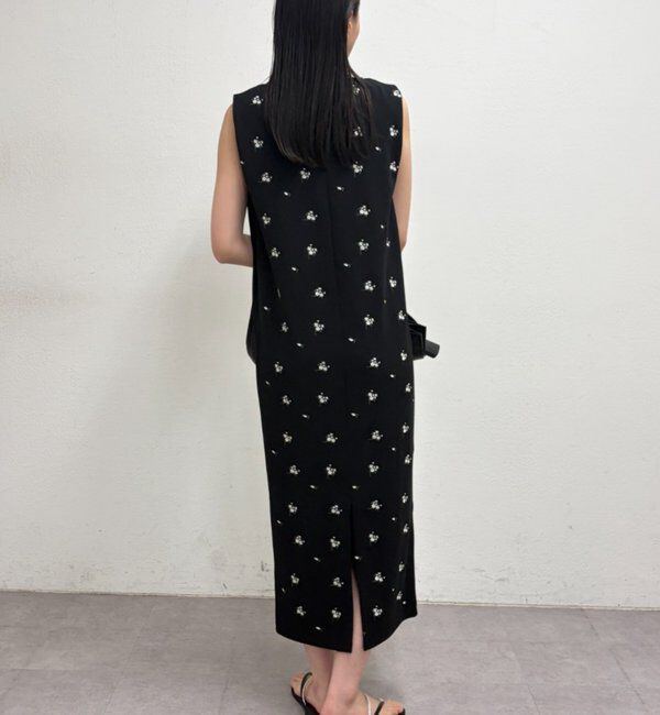  「【@iristagramuuコラボ】ショルダータック刺繍ワンピース」|ワンピース|