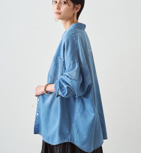  「【サイズ展開あり/初夏まで着られる】フルイドデニムシャツ」|シャツ・ブラウス|
