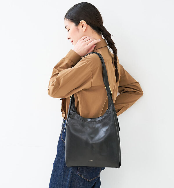 collex「【WEB限定】【BEAURE/ヴュレ】カウレザー トライアングル トートバッグ」|ショルダー・メッセンジャー|ブラック