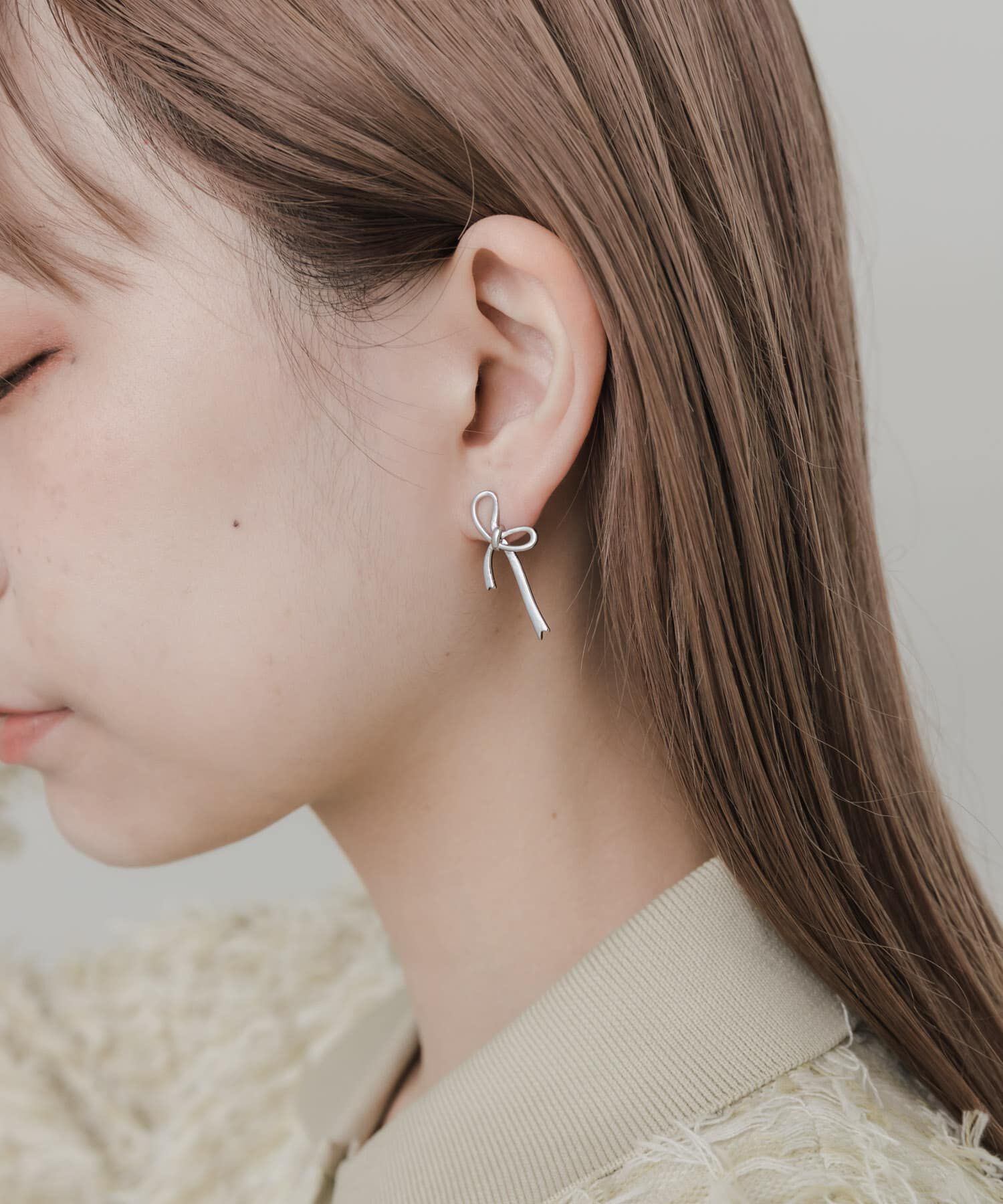 SMELLY「アシンメトリーメタルリボンピアス」|ピアス|