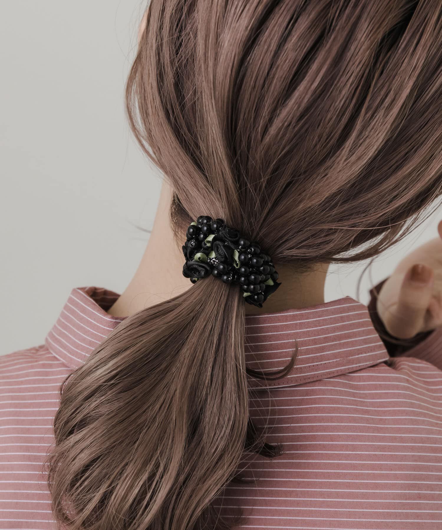 SMELLY「グレインローズボリュームヘアポニー」|ヘアゴム・シュシュ|