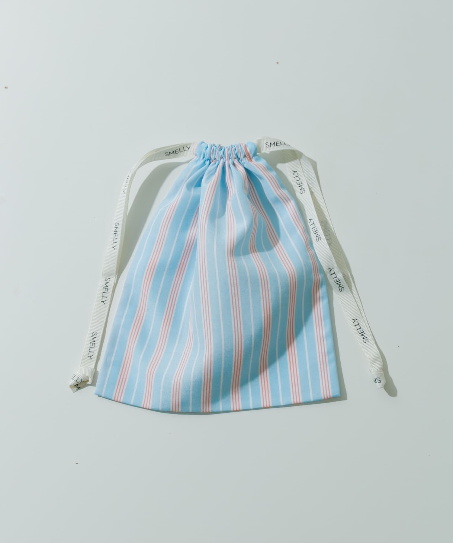 SMELLY「『WEB/一部店舗限定』プリントキンチャクポーチ」|ポーチ|