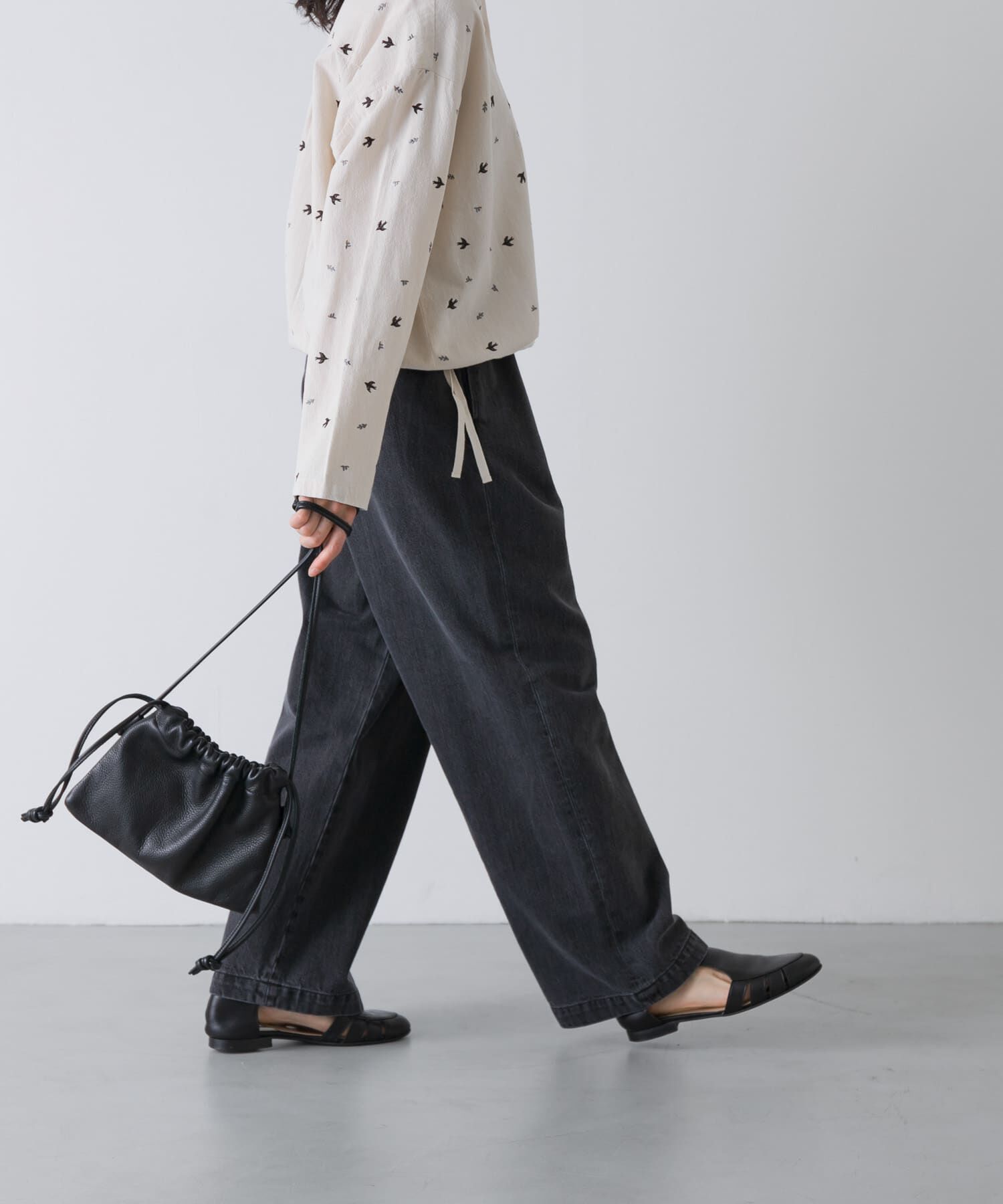 かぐれ「フェードデニムイージーパンツ」|デニム|