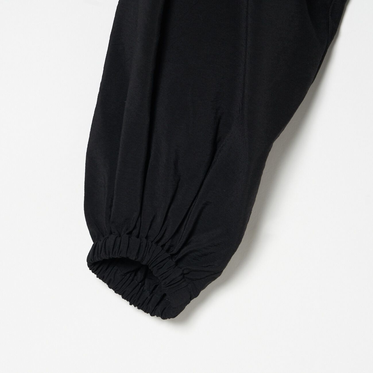 HELIOPOLE「HELIOPOLE RAYON POPLIN BACK GATHER BL」|シャツ・ブラウス|