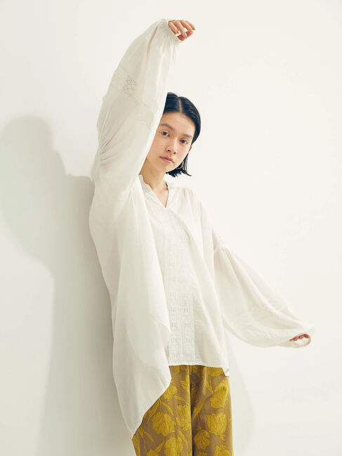 AMERICAN HOLIC「ショルダーピンタック袖ボリュームブラウス」|シャツ・ブラウス|