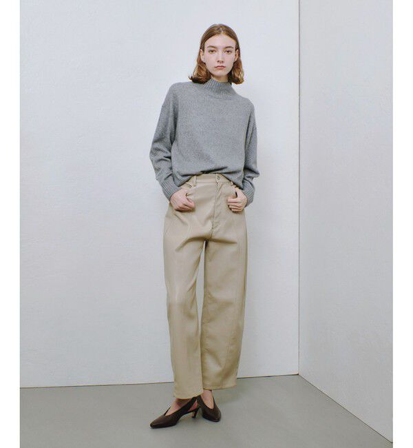 allureville「フェイクレザーフロントシームパンツ」|チノ|