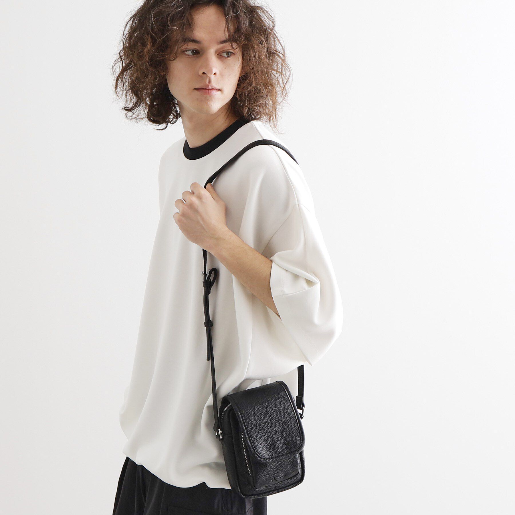 tk.TAKEO KIKUCHI「フラップミニショルダー」|ショルダー・メッセンジャー|