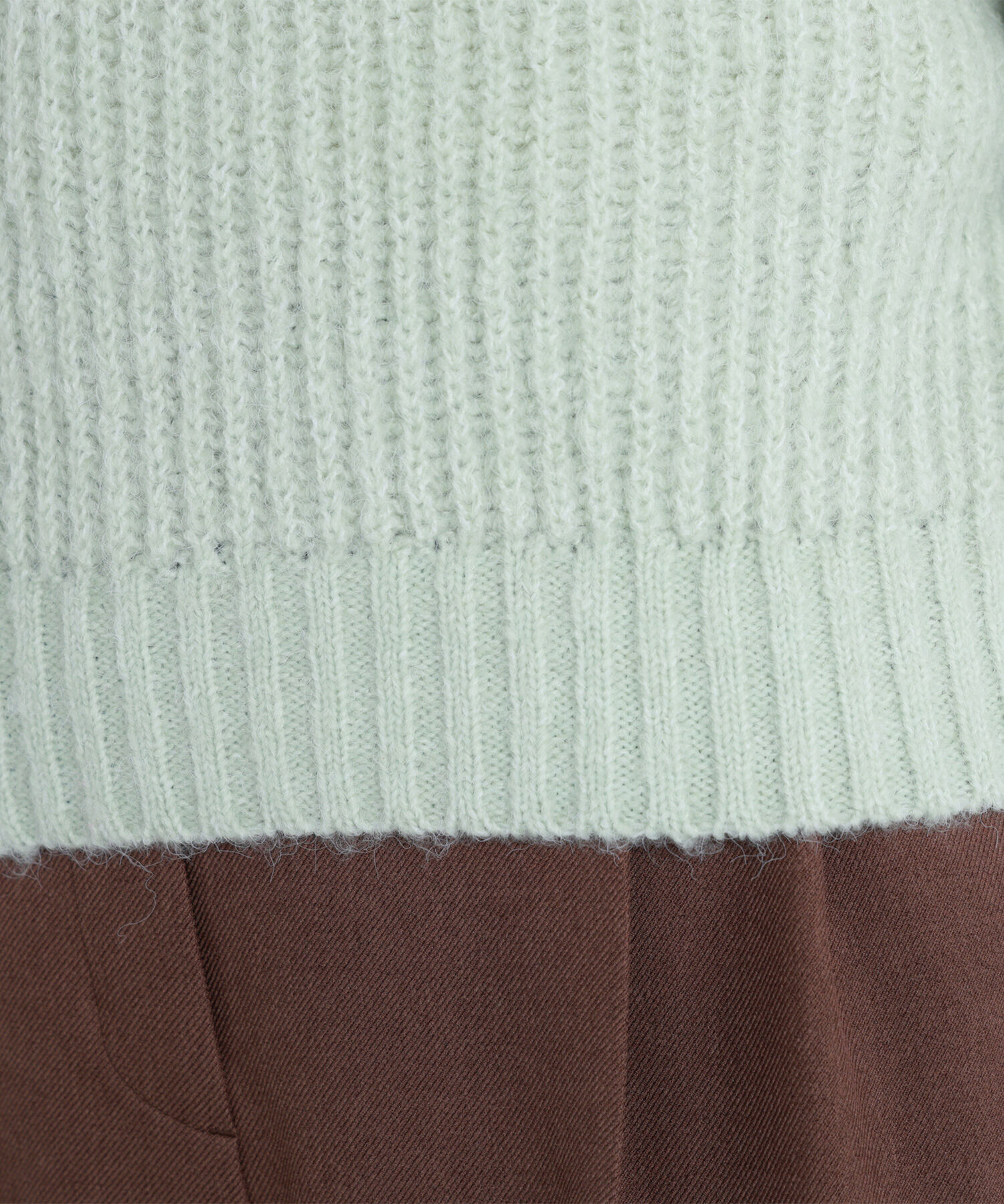  「クロップドアゼフォルムニット」|ニット・セーター|