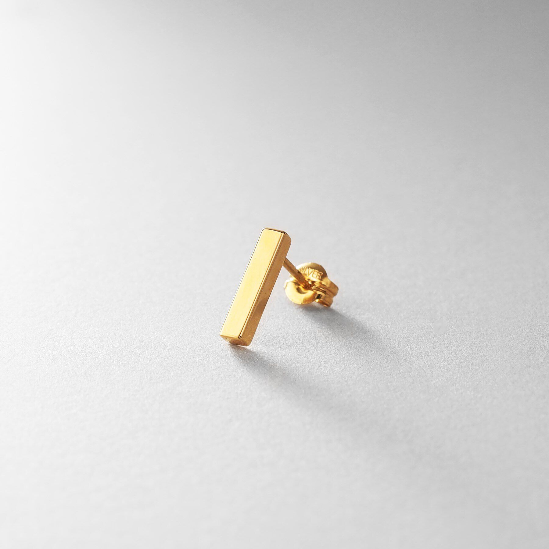 COCOSHNIK ONKITSCH「シルバー レクタングル スタッドピアス GP」|ピアス|