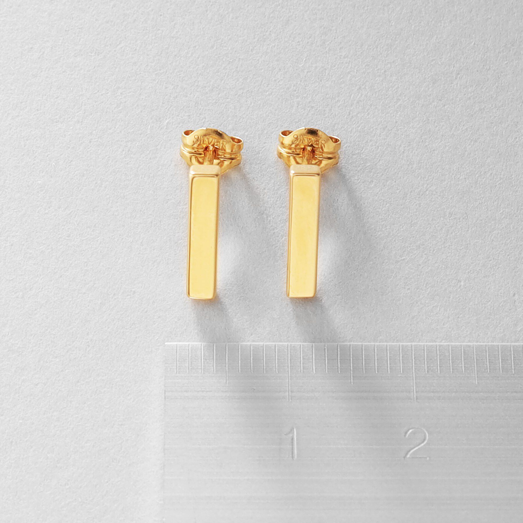 COCOSHNIK ONKITSCH「シルバー レクタングル スタッドピアス GP」|ピアス|