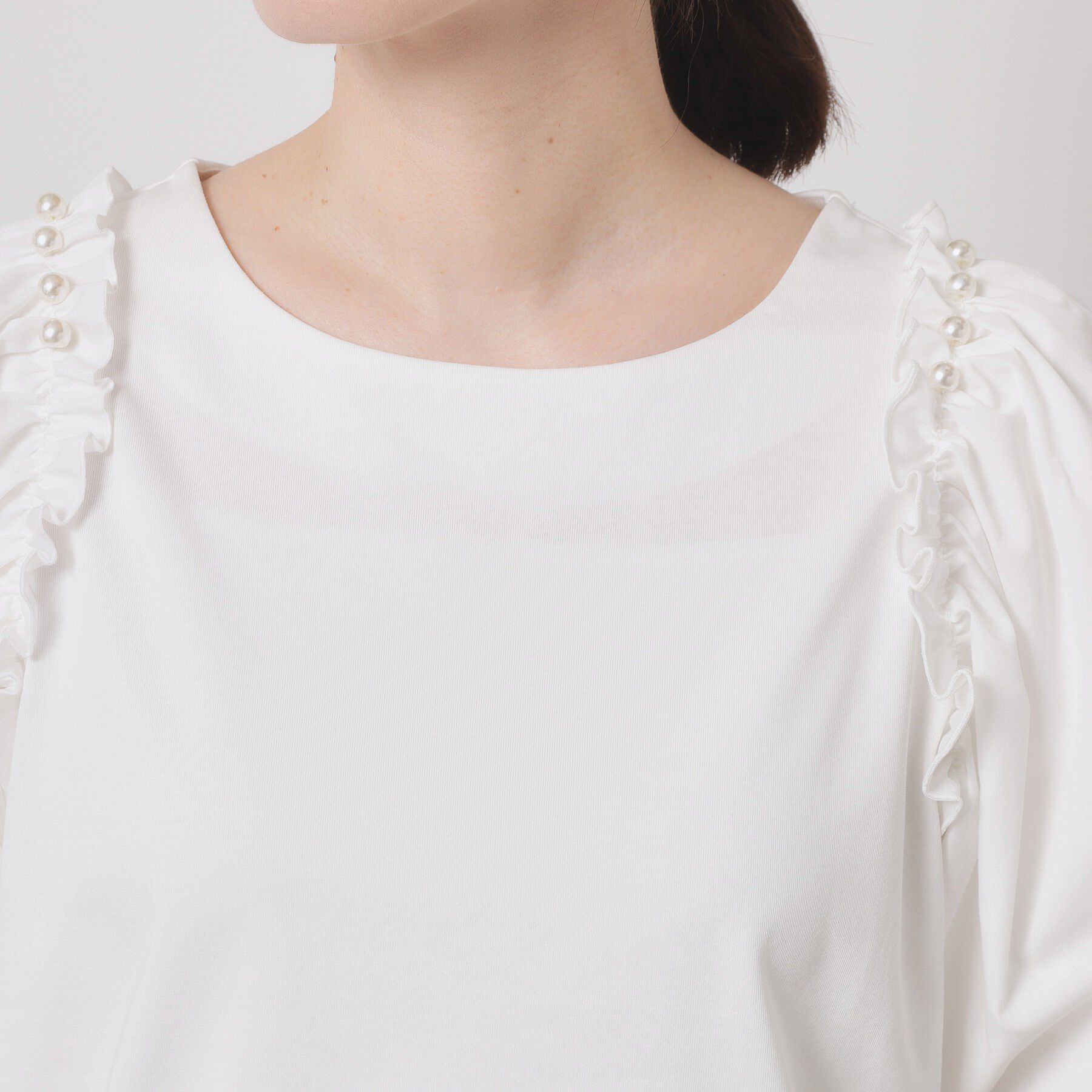 ITS&rsquo;DEMO「【手洗い可】パール調飾り付きパフ袖プルオーバー」|Tシャツ・カットソー|