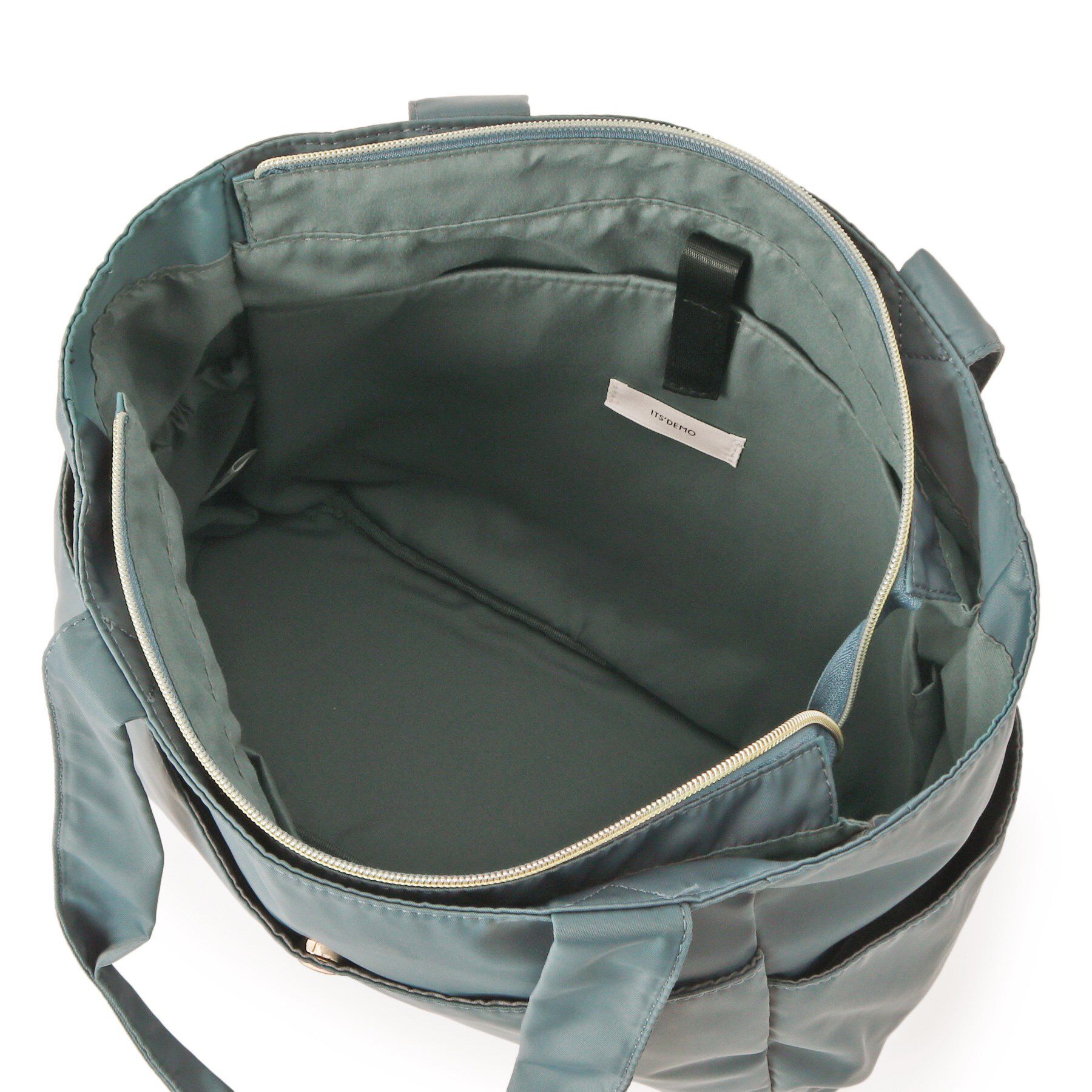 ITS&rsquo;DEMO「【9ポケット】軽量撥水A4トート」|トートバッグ|