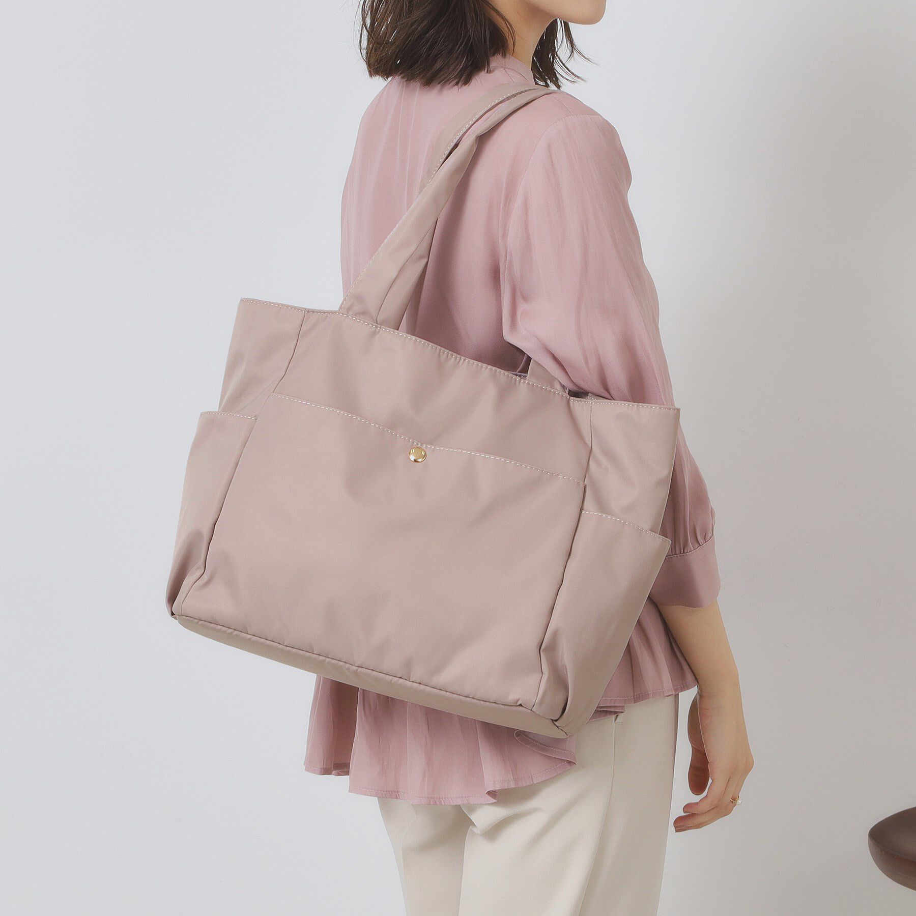 ITS&rsquo;DEMO「【9ポケット】軽量撥水A4トート」|トートバッグ|ピンク(071)