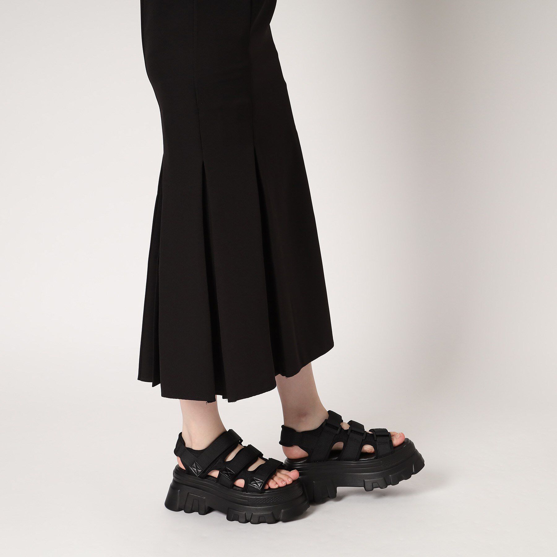 csT&P「軽量厚底2段ソール スポーツサンダル」|サンダル|