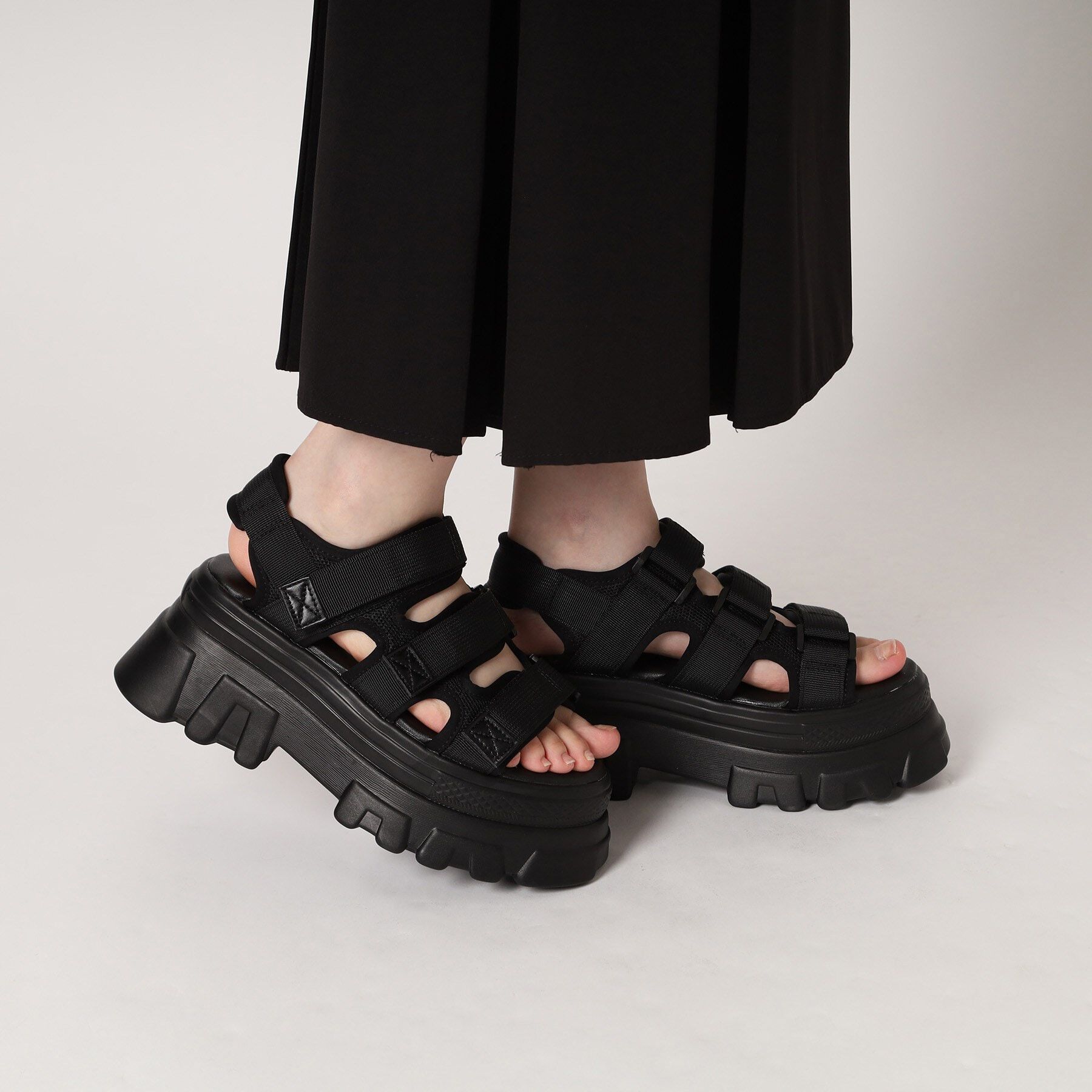 csT&P「軽量厚底2段ソール スポーツサンダル」|サンダル|