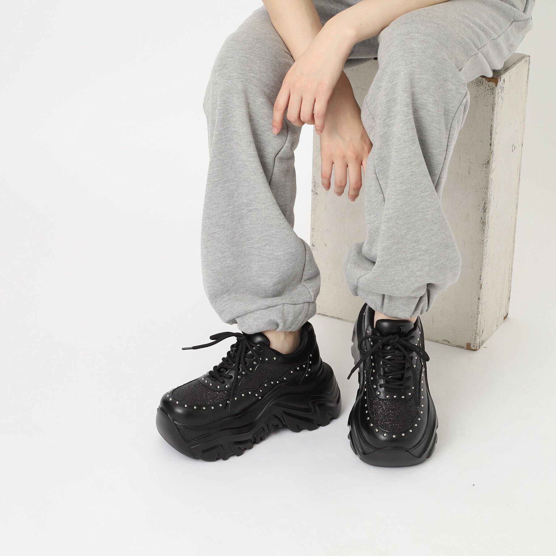 ESPERANZA「スタッズ厚底スニーカー」|スニーカー|