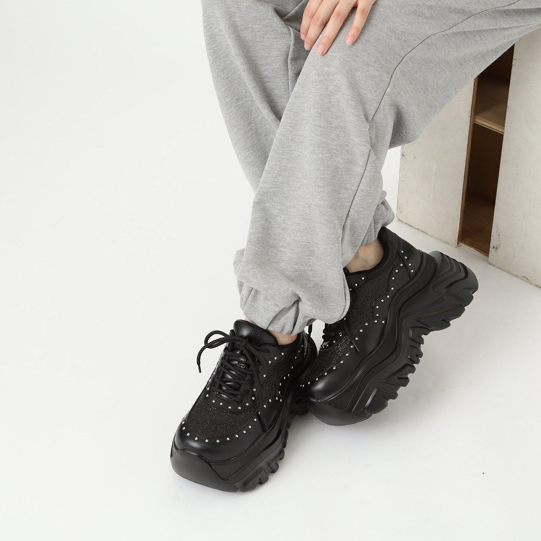 ESPERANZA「スタッズ厚底スニーカー」|スニーカー|