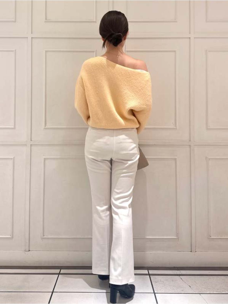 SNIDEL「美脚ストレッチパンツ」|チノ|